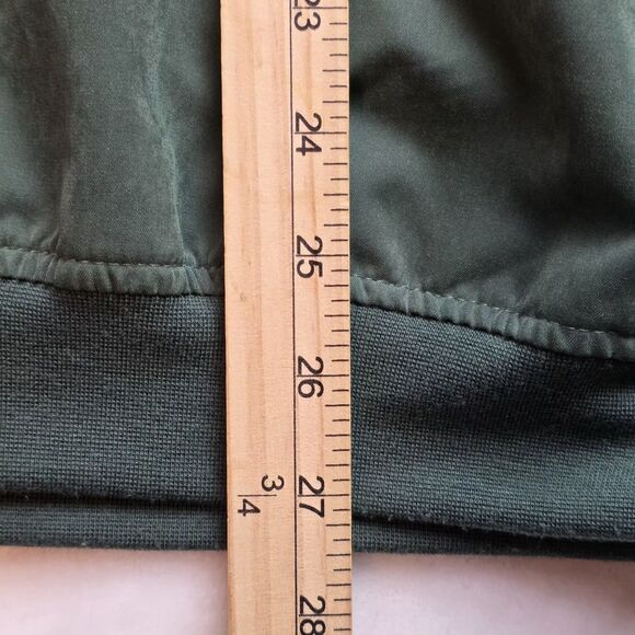 Mg Gold Men's Large Green V-Neck Long Seeve Pullover - Picture 6 of 6